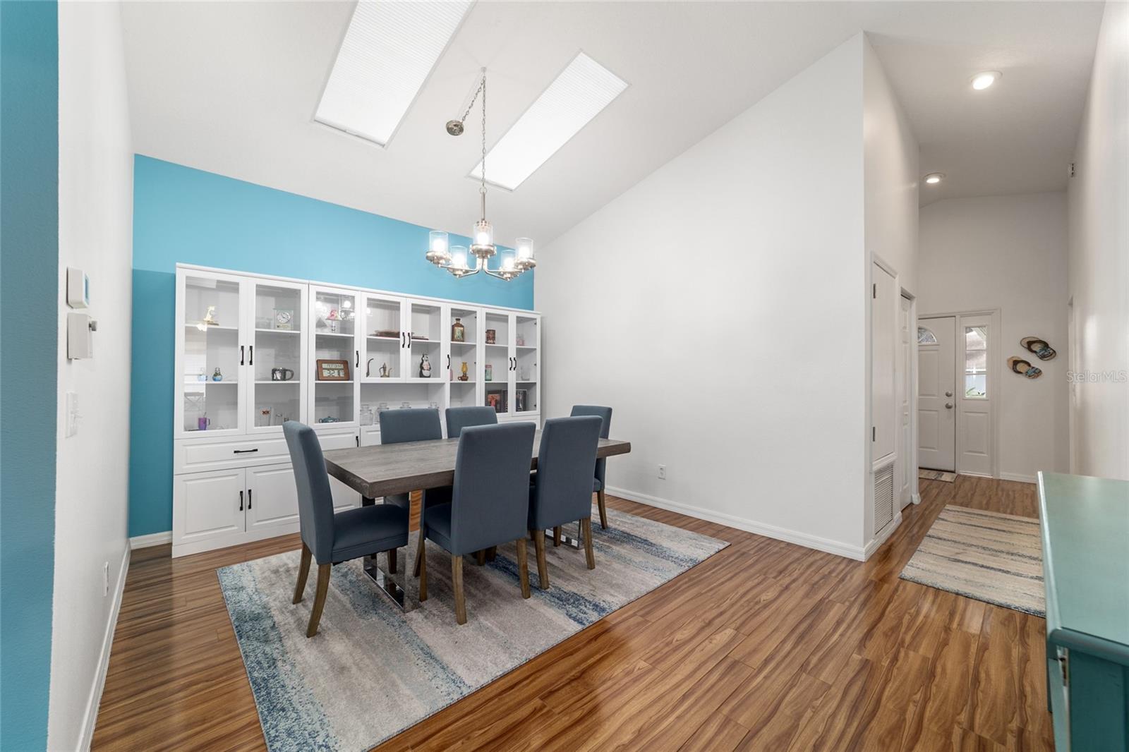 Image 15 of 55 For 9181 91st Circle