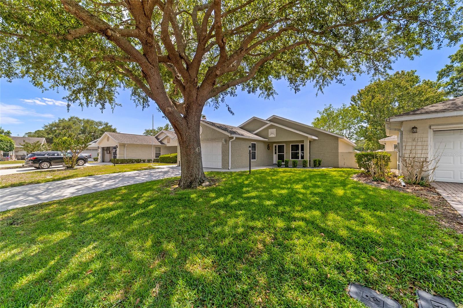 Image 4 of 55 For 9181 91st Circle