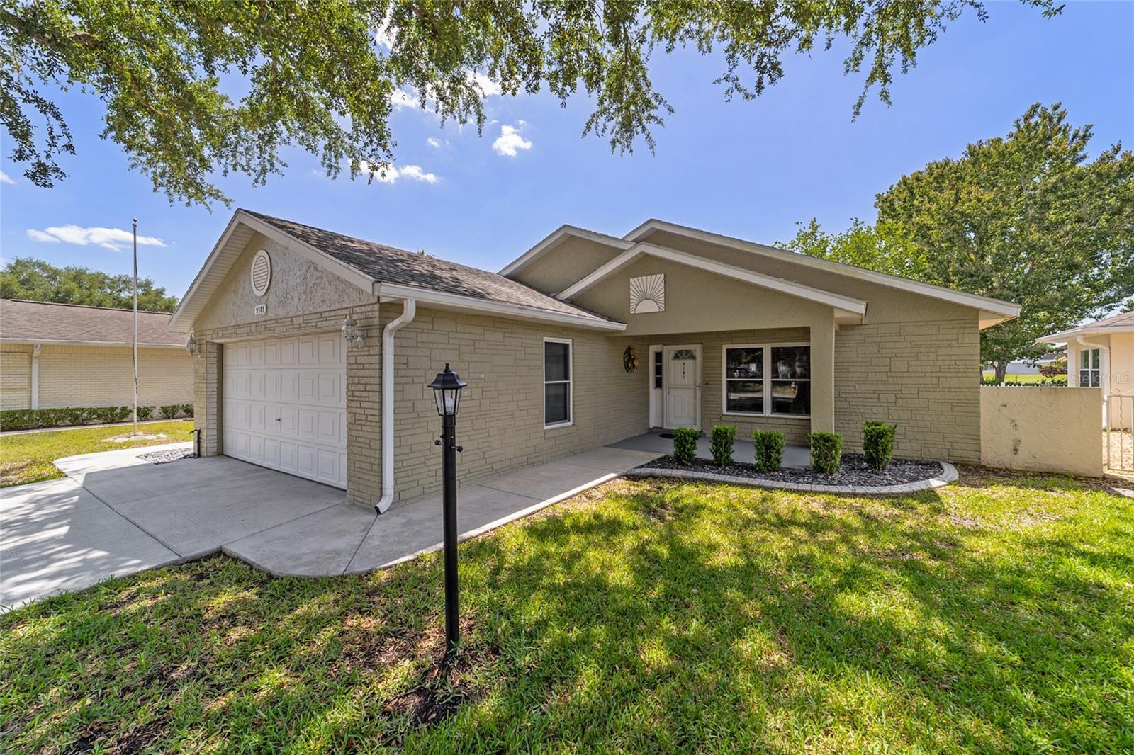 Image 7 of 55 For 9181 91st Circle