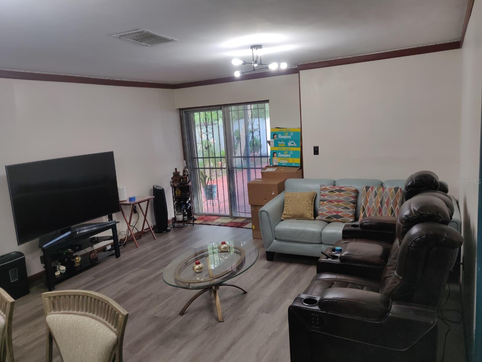 Image 16 of 25 For 21348 40th Circle Court