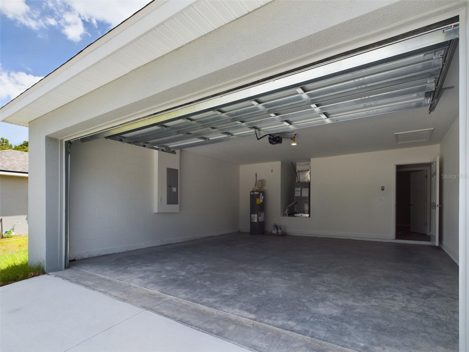 Image 21 of 25 For 13215 77th Avenue