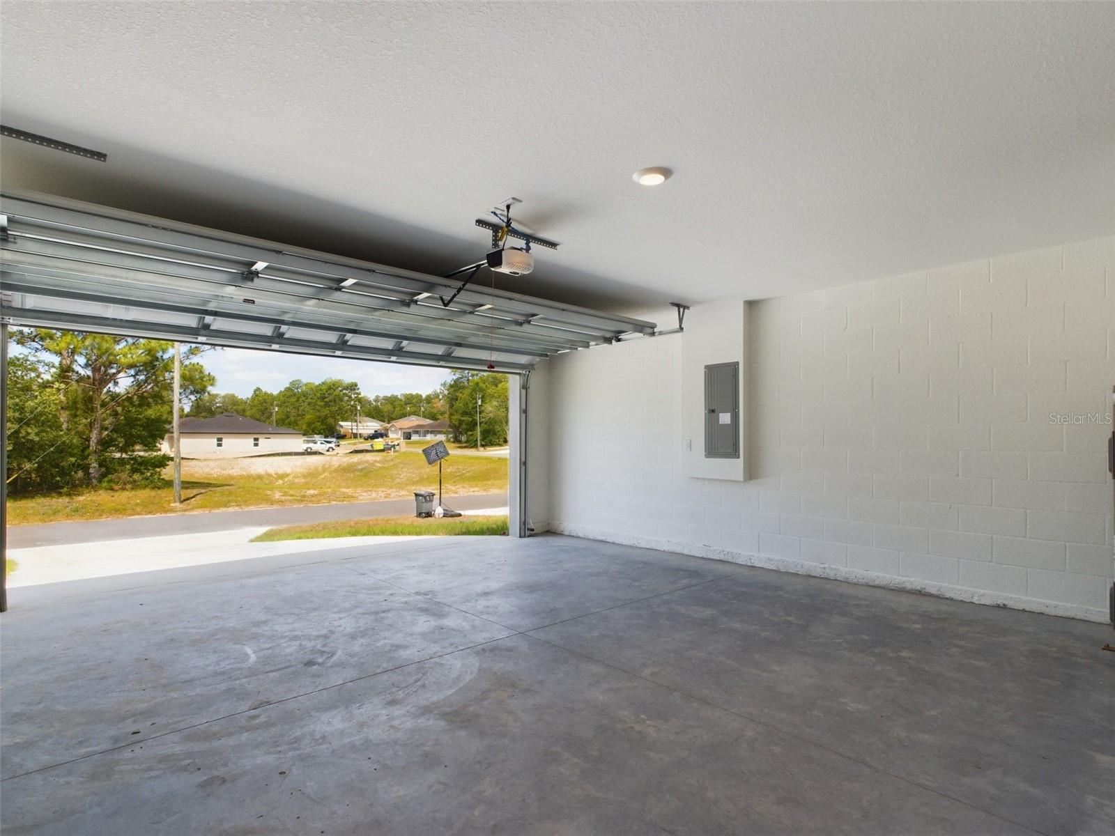 Image 22 of 25 For 13215 77th Avenue