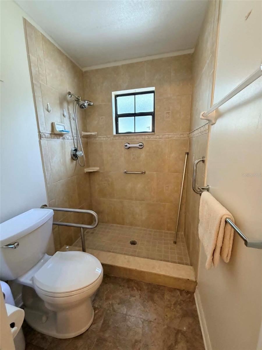 Image 14 of 17 For 3909 22nd Street