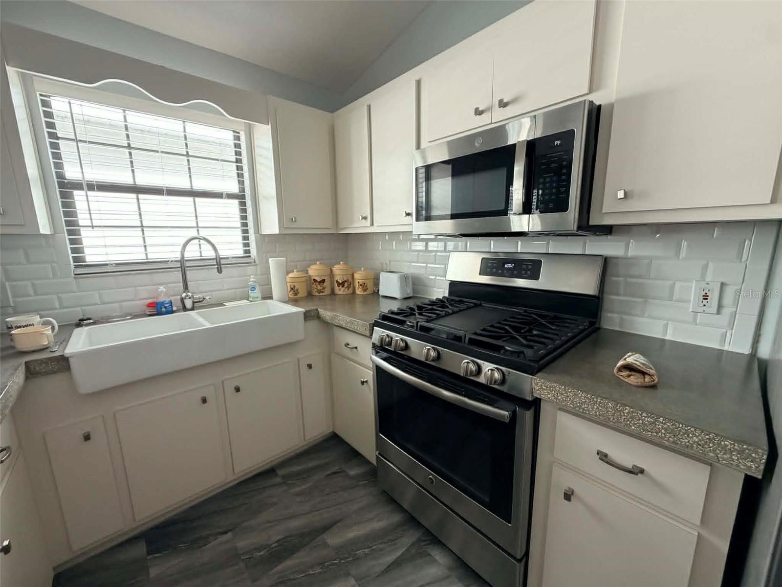 Image 6 of 17 For 3909 22nd Street