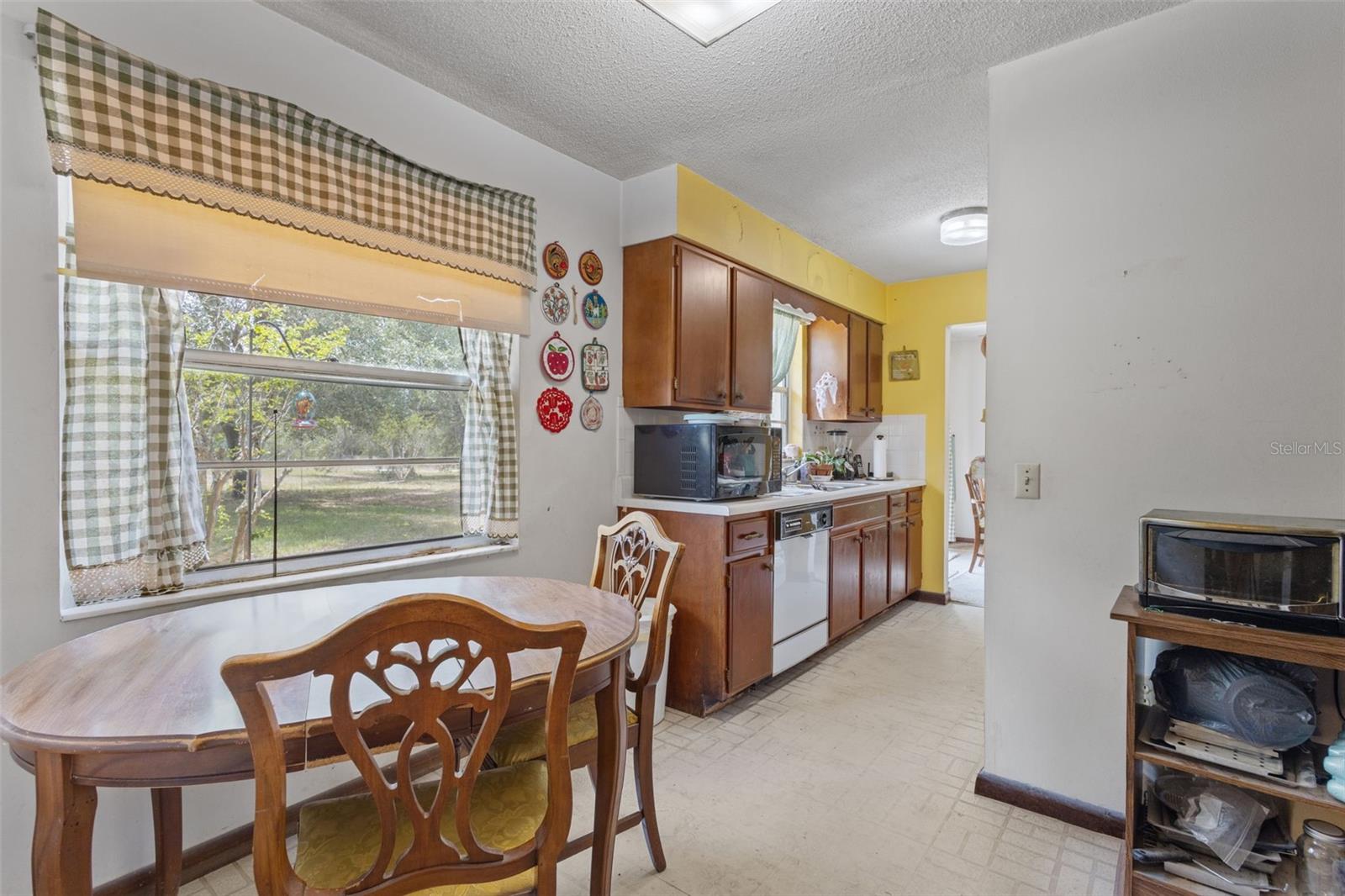Image 11 of 42 For 229 93rd Lane