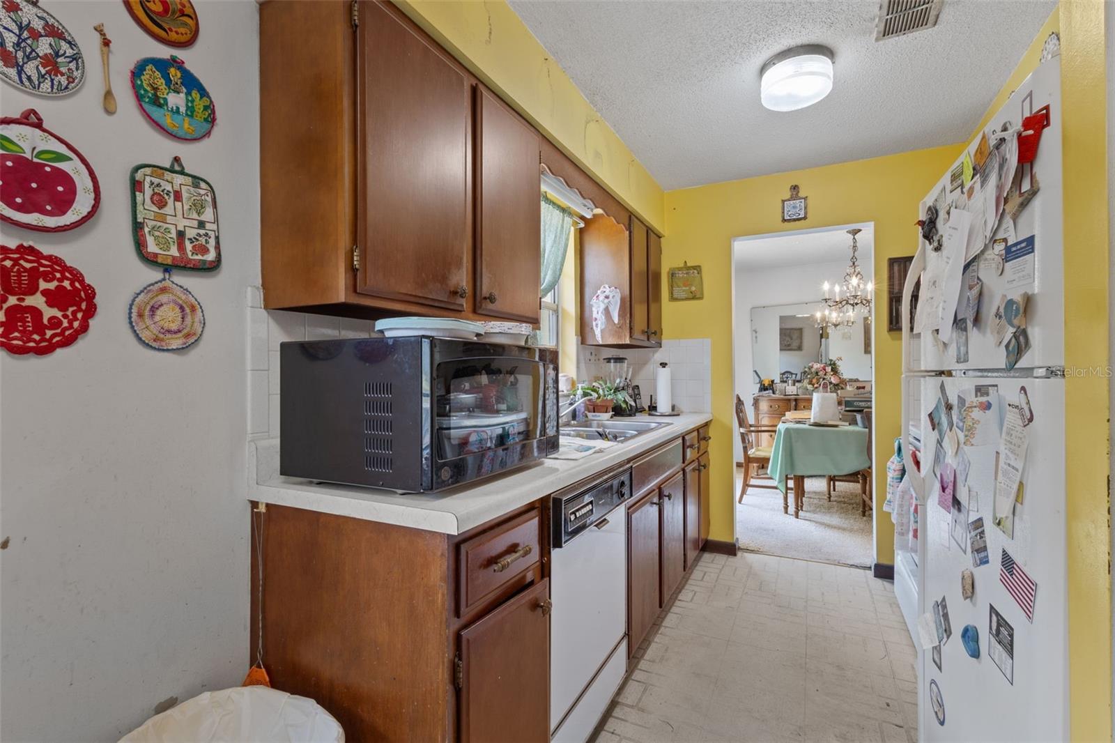 Image 12 of 42 For 229 93rd Lane