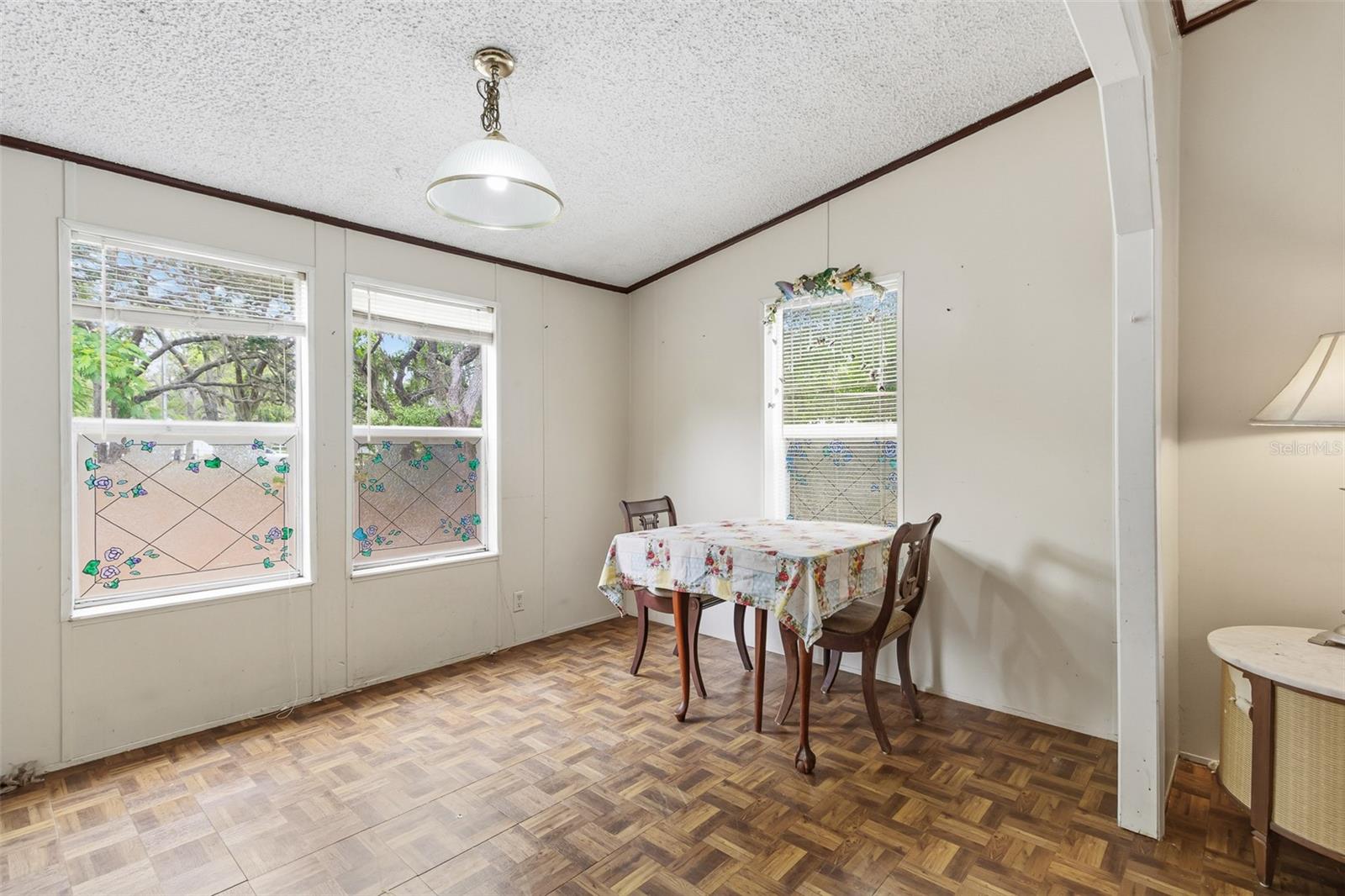 Image 21 of 67 For 8186 Windsong Street