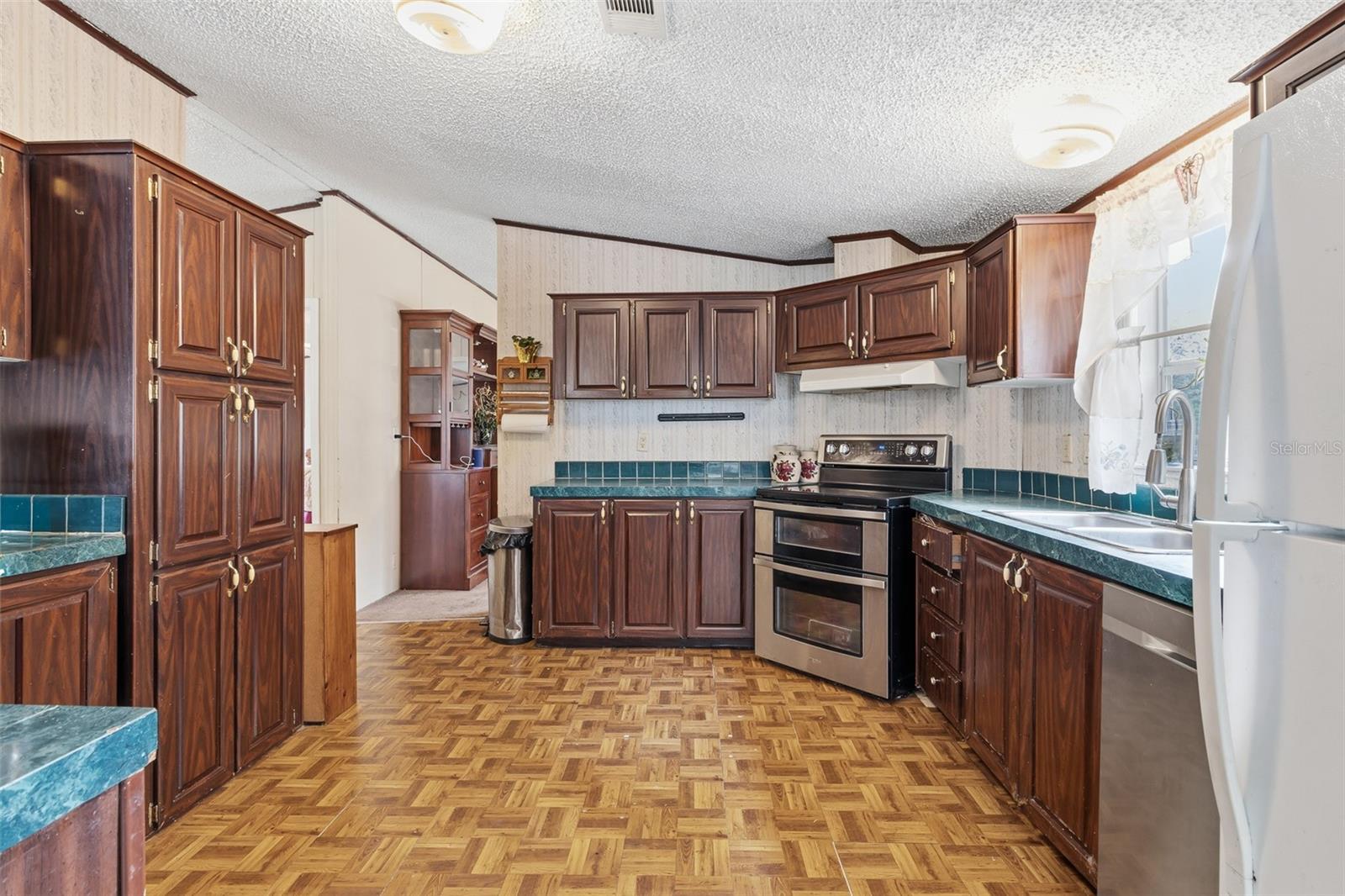 Image 25 of 67 For 8186 Windsong Street