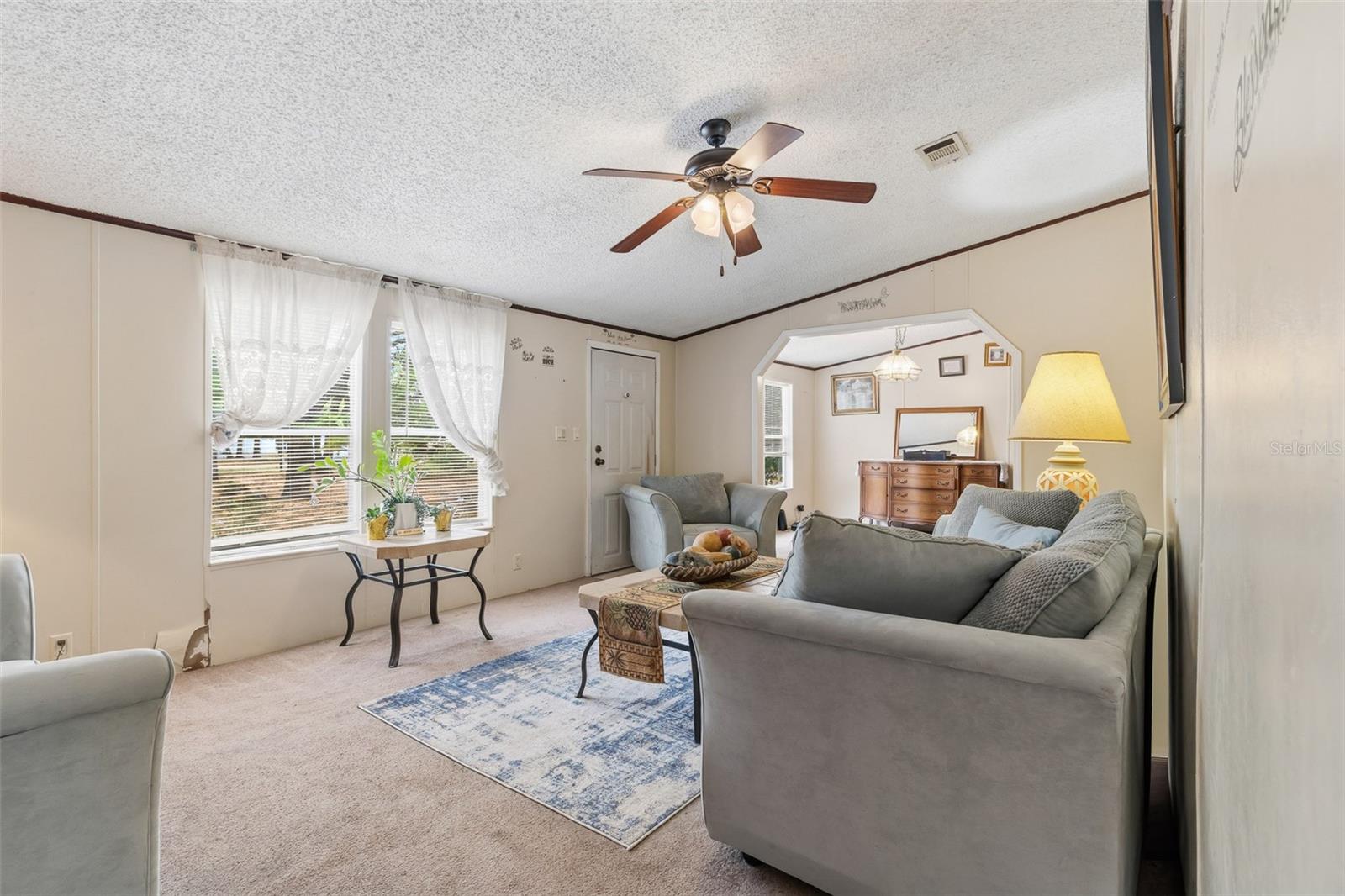 Image 42 of 67 For 8186 Windsong Street