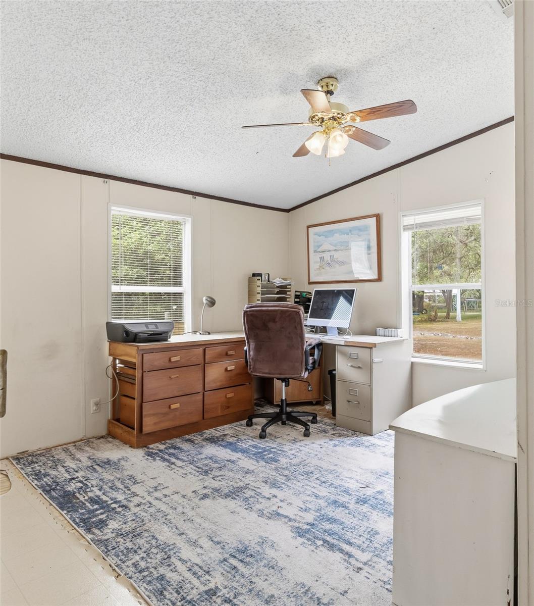 Image 48 of 67 For 8186 Windsong Street
