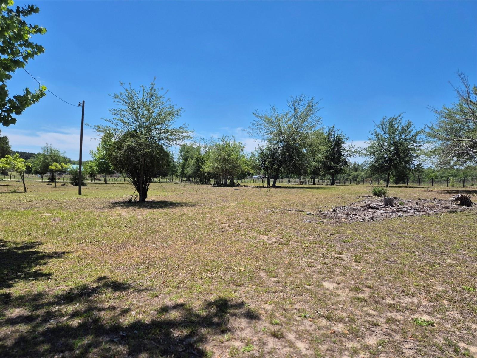 Image 11 of 40 For 11651 73rd Lane