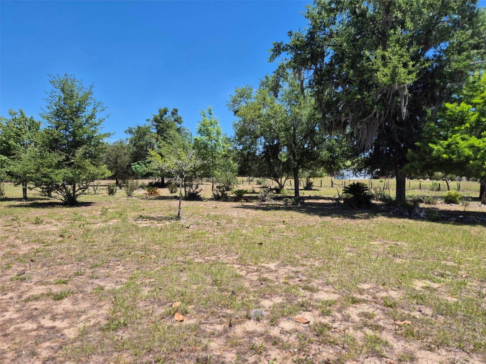 Image 20 of 40 For 11651 73rd Lane