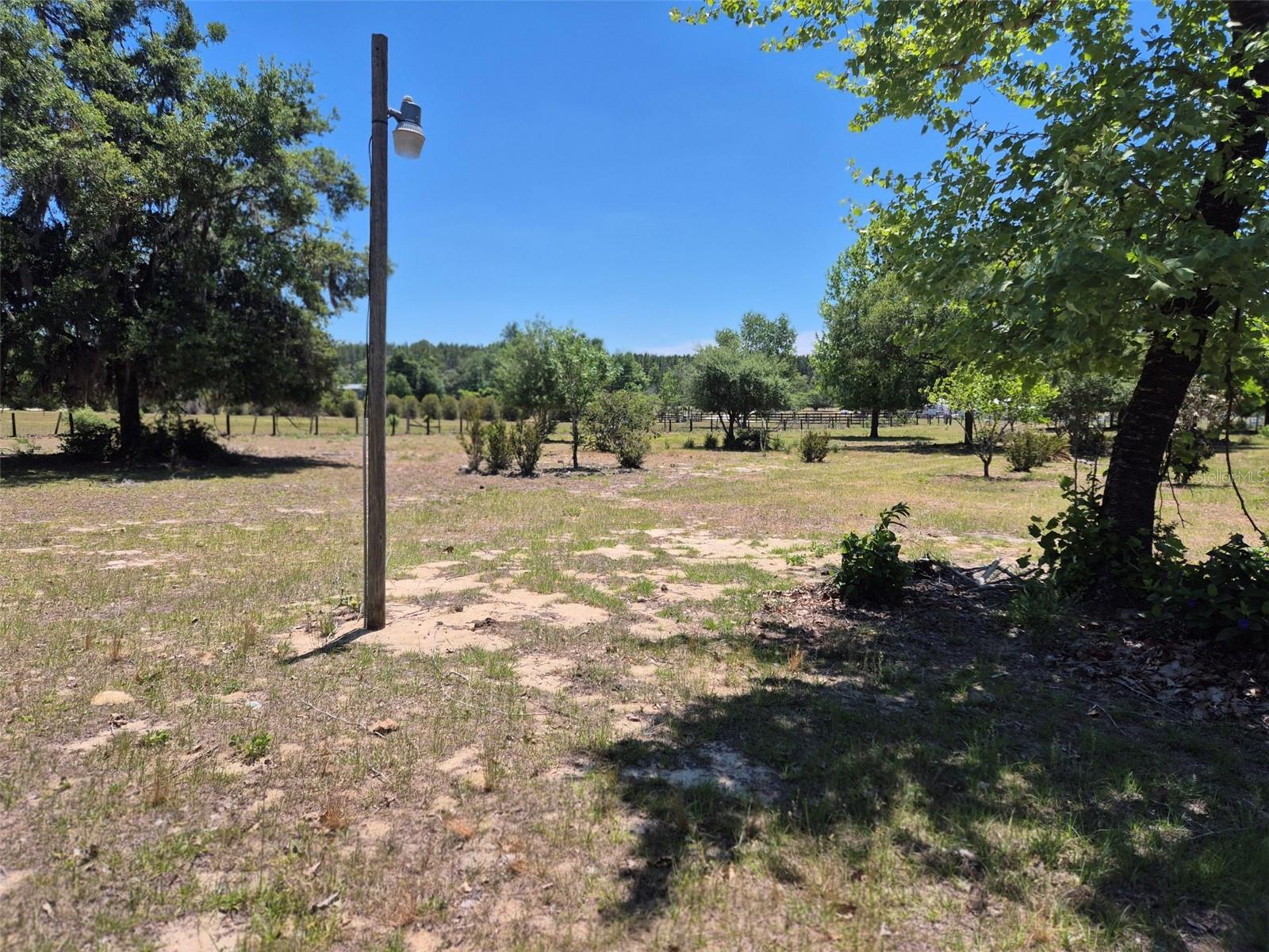 Image 8 of 40 For 11651 73rd Lane