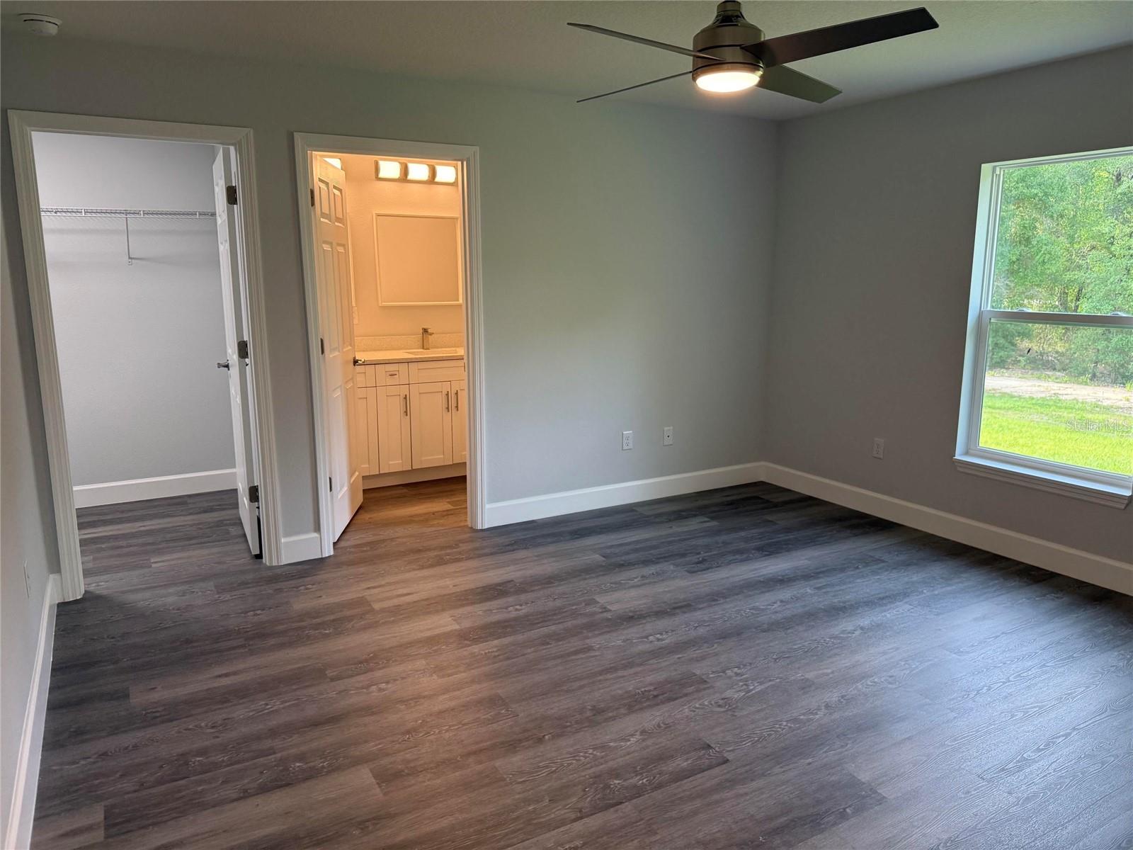 Image 4 of 11 For 15854 38 Place