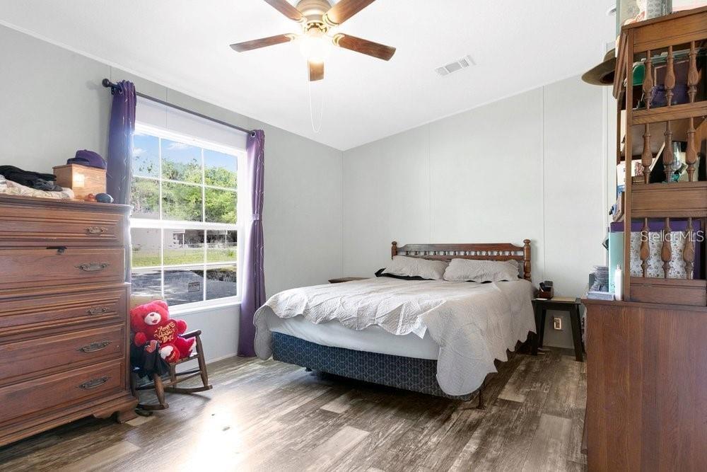 Image 10 of 23 For 10787 112th Avenue