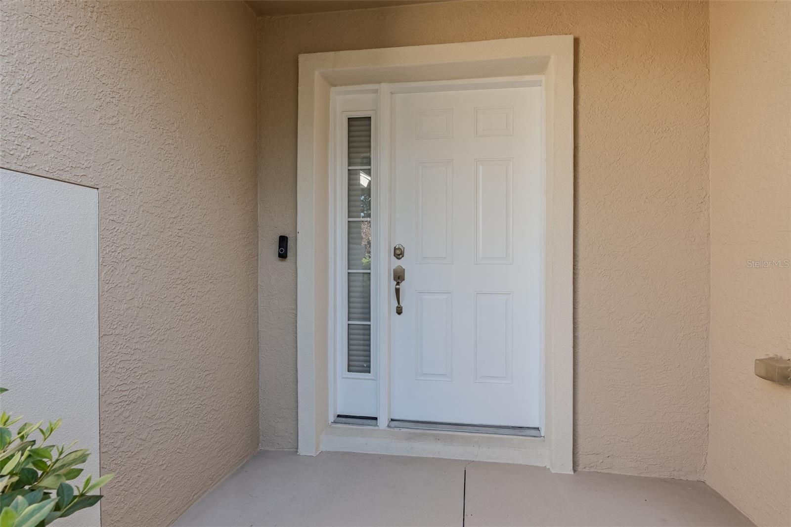 Image 3 of 47 For 5561 40 Street