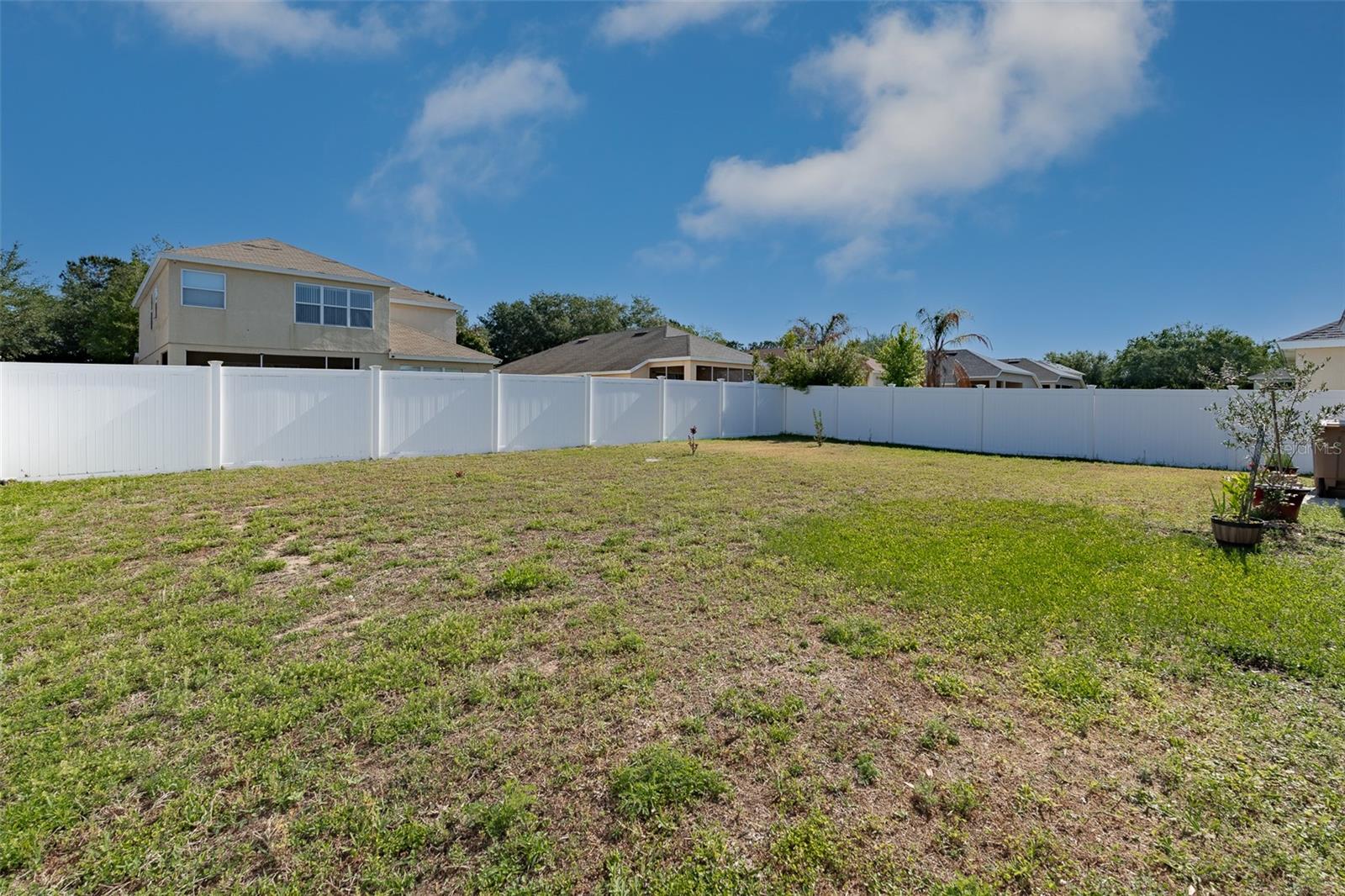 Image 39 of 47 For 5561 40 Street