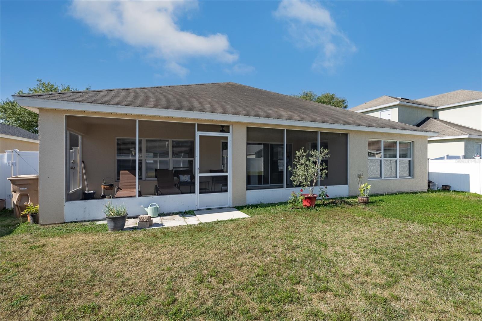 Image 41 of 47 For 5561 40 Street