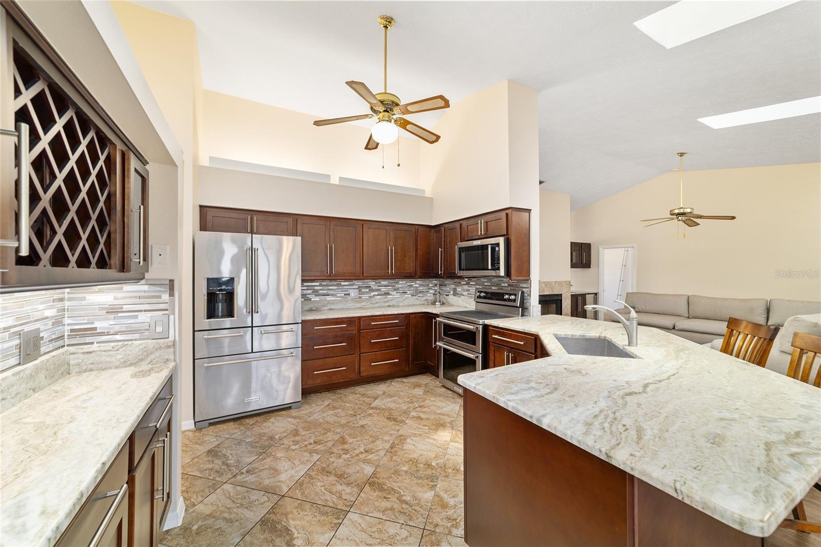 Image 16 of 46 For 3434 Country Club Drive