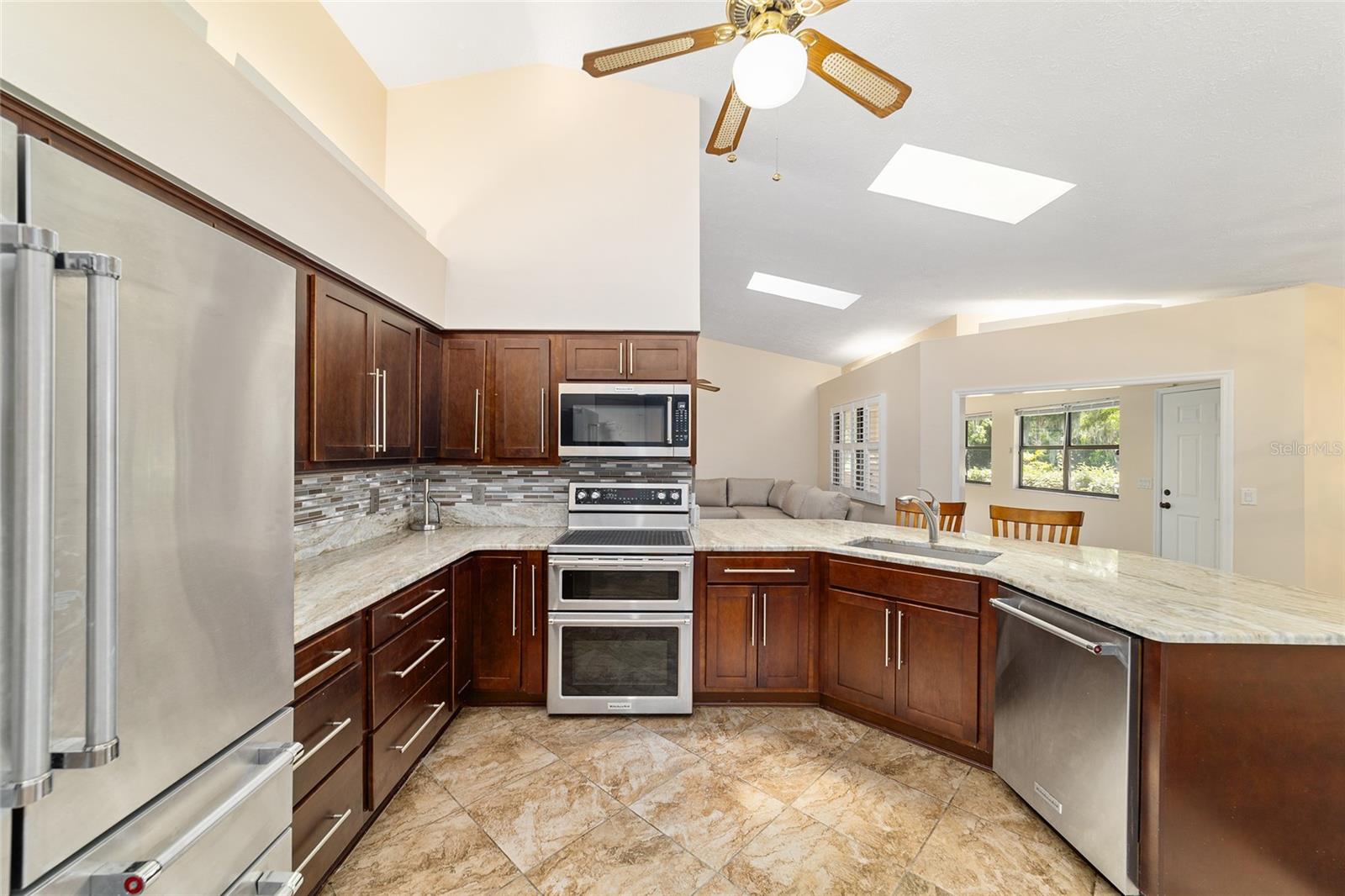 Image 17 of 46 For 3434 Country Club Drive