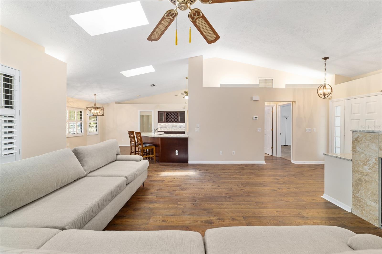 Image 9 of 46 For 3434 Country Club Drive