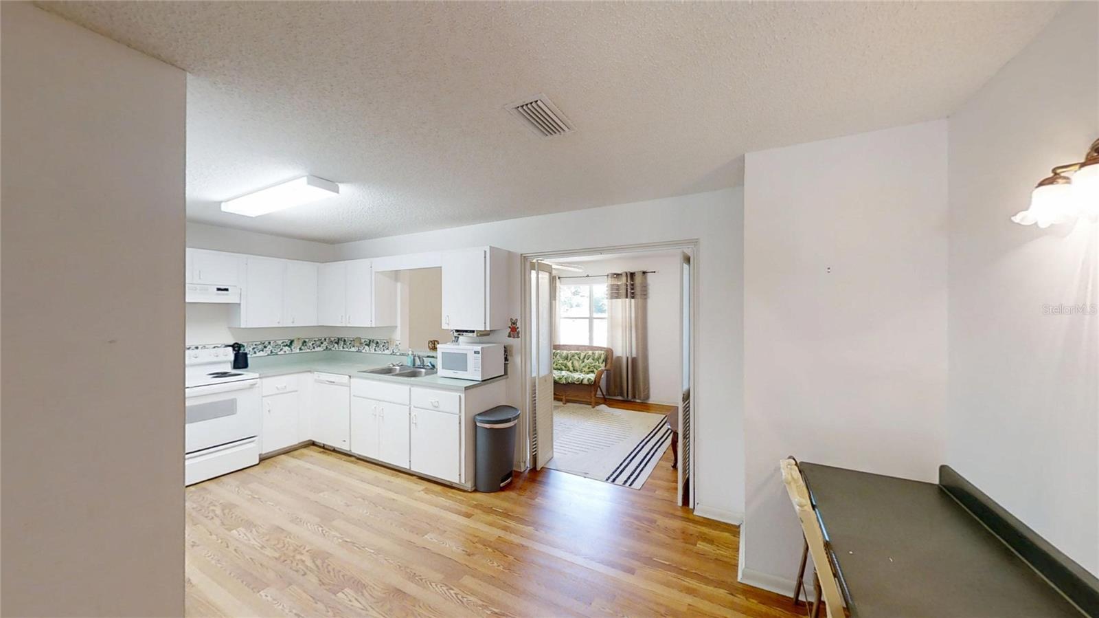 Image 15 of 25 For 9394 97th Lane B