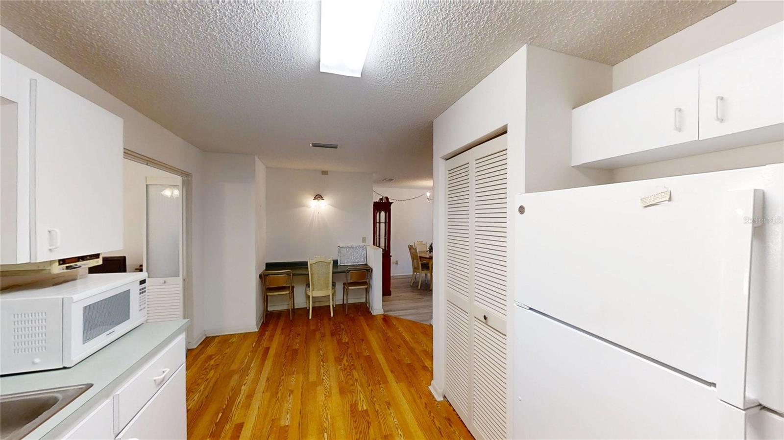 Image 18 of 25 For 9394 97th Lane B