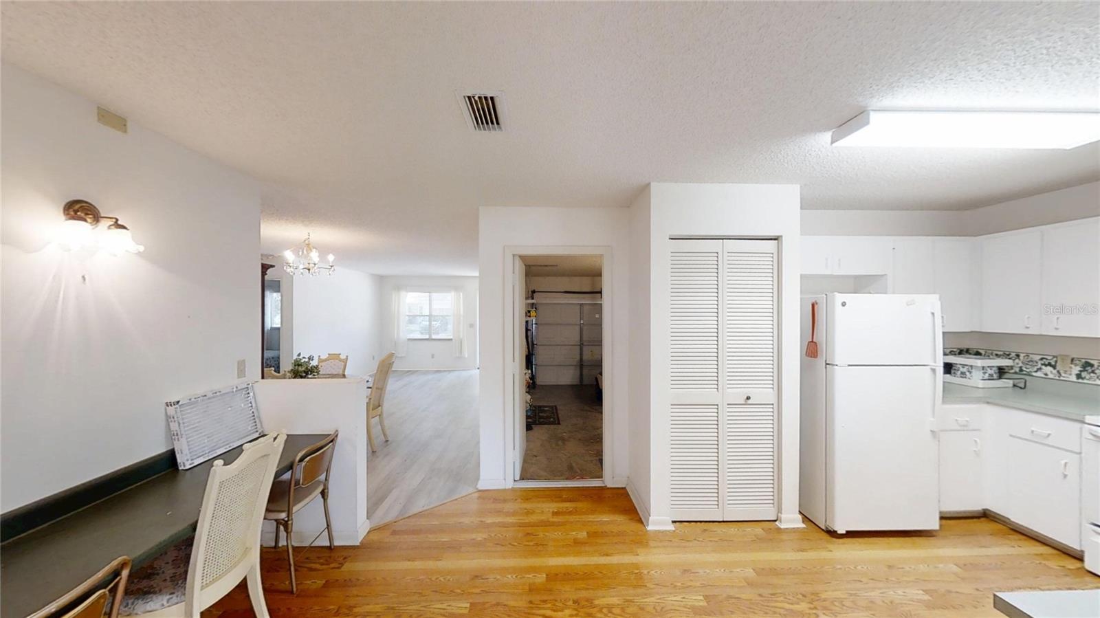 Image 19 of 25 For 9394 97th Lane B