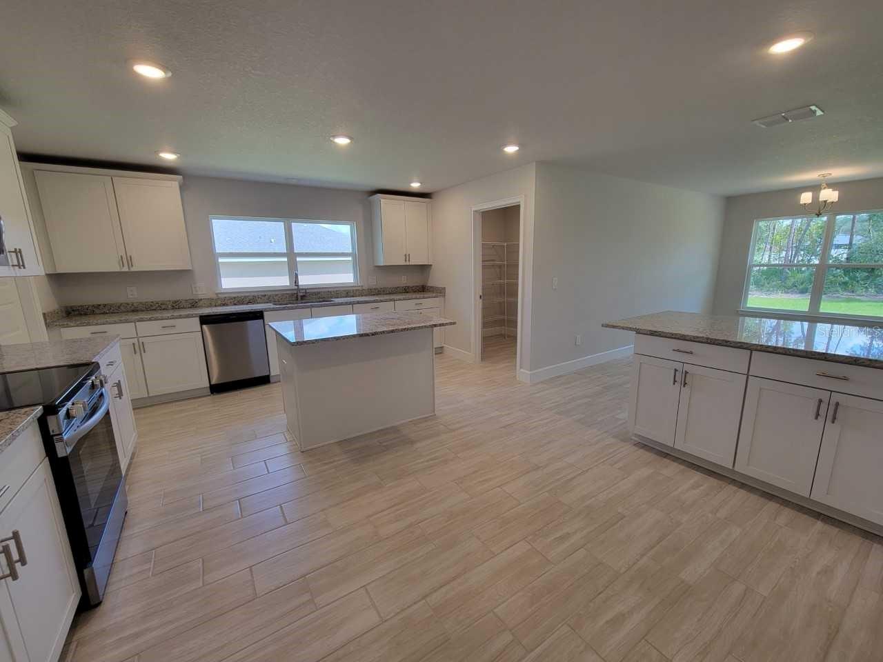 Image 10 of 27 For 8247 125th Court Road