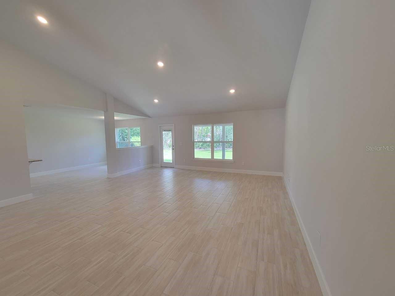 Image 16 of 27 For 8247 125th Court Road