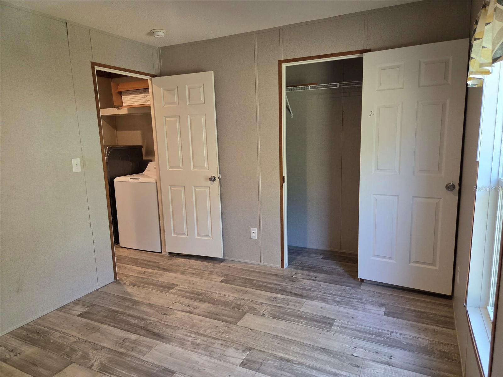 Image 14 of 23 For 624 Winnetka Street
