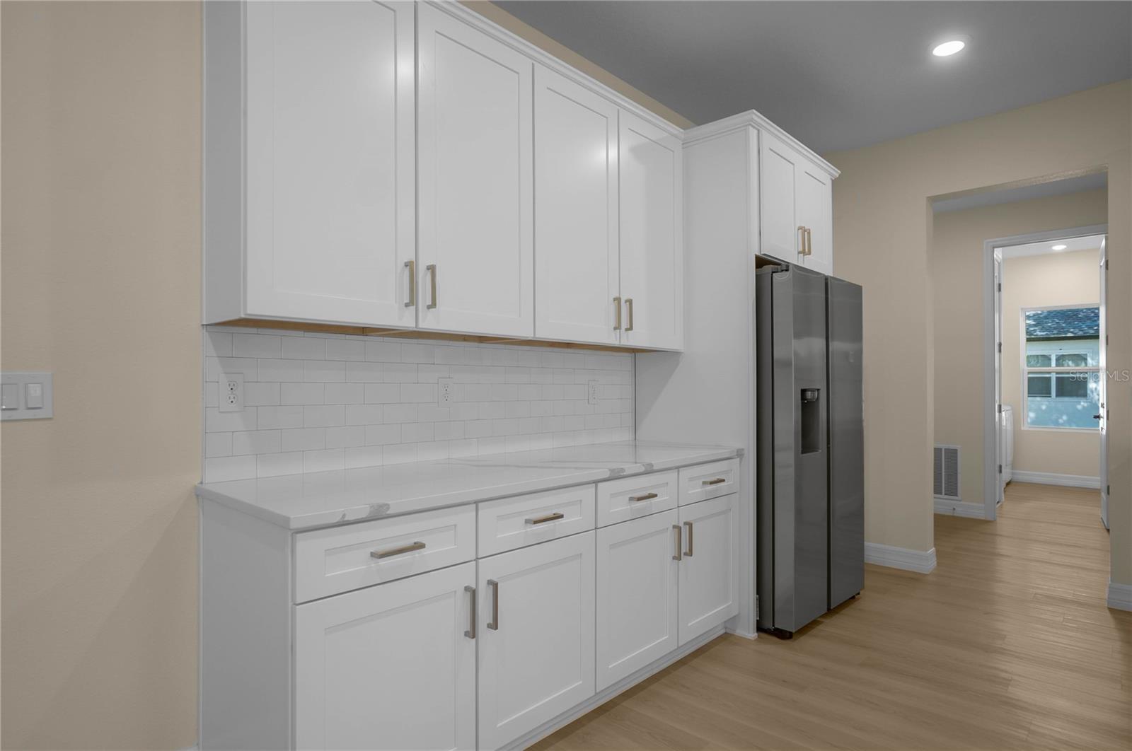Image 21 of 62 For 9695 Baymeadows Drive