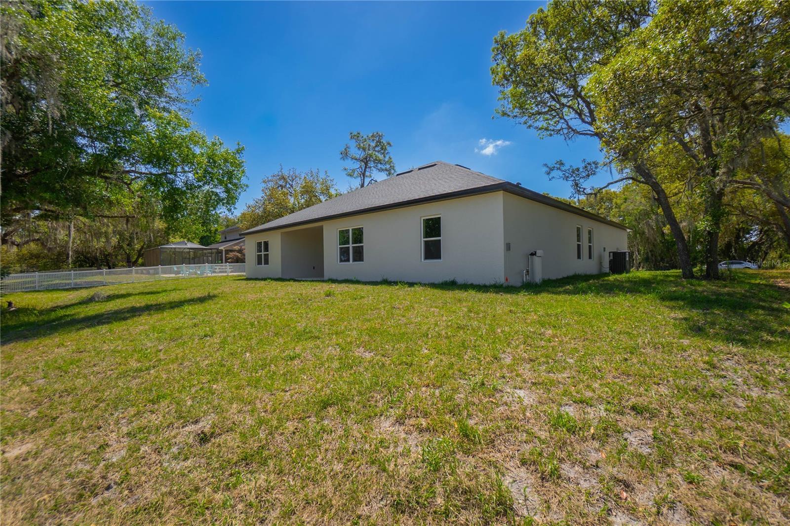 Image 44 of 62 For 9695 Baymeadows Drive