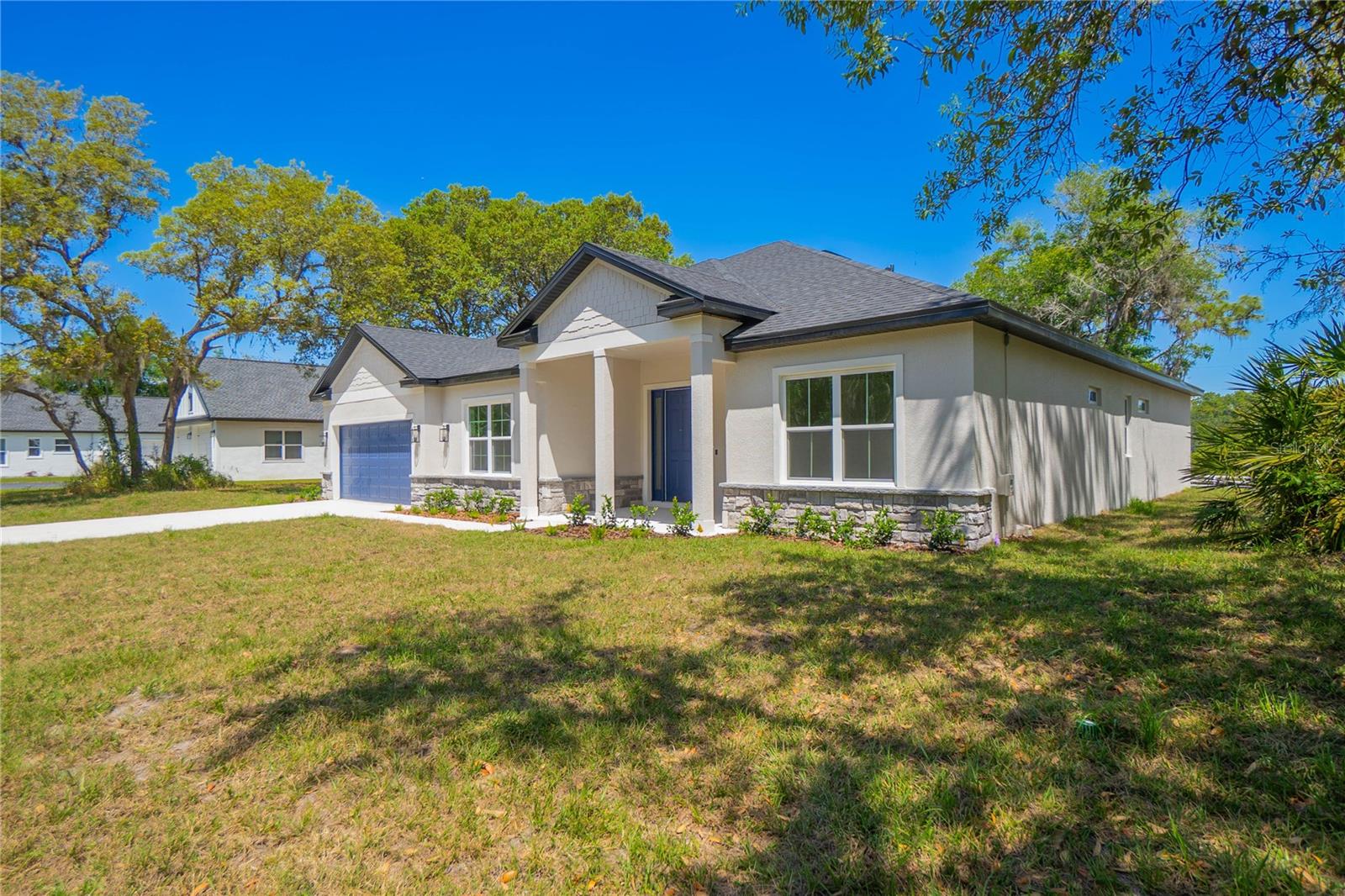 Image 49 of 62 For 9695 Baymeadows Drive