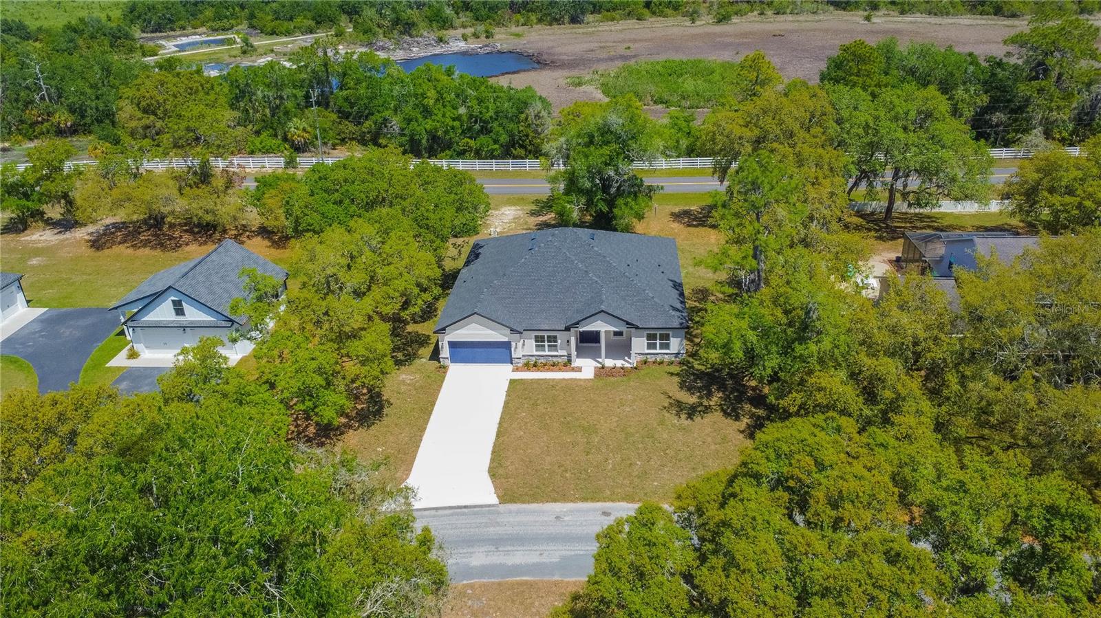 Image 51 of 62 For 9695 Baymeadows Drive