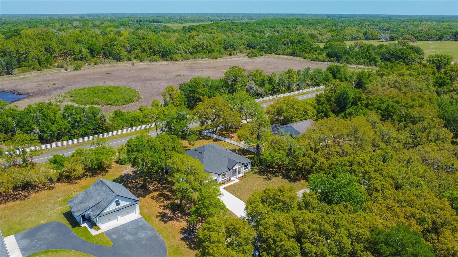 Image 53 of 62 For 9695 Baymeadows Drive