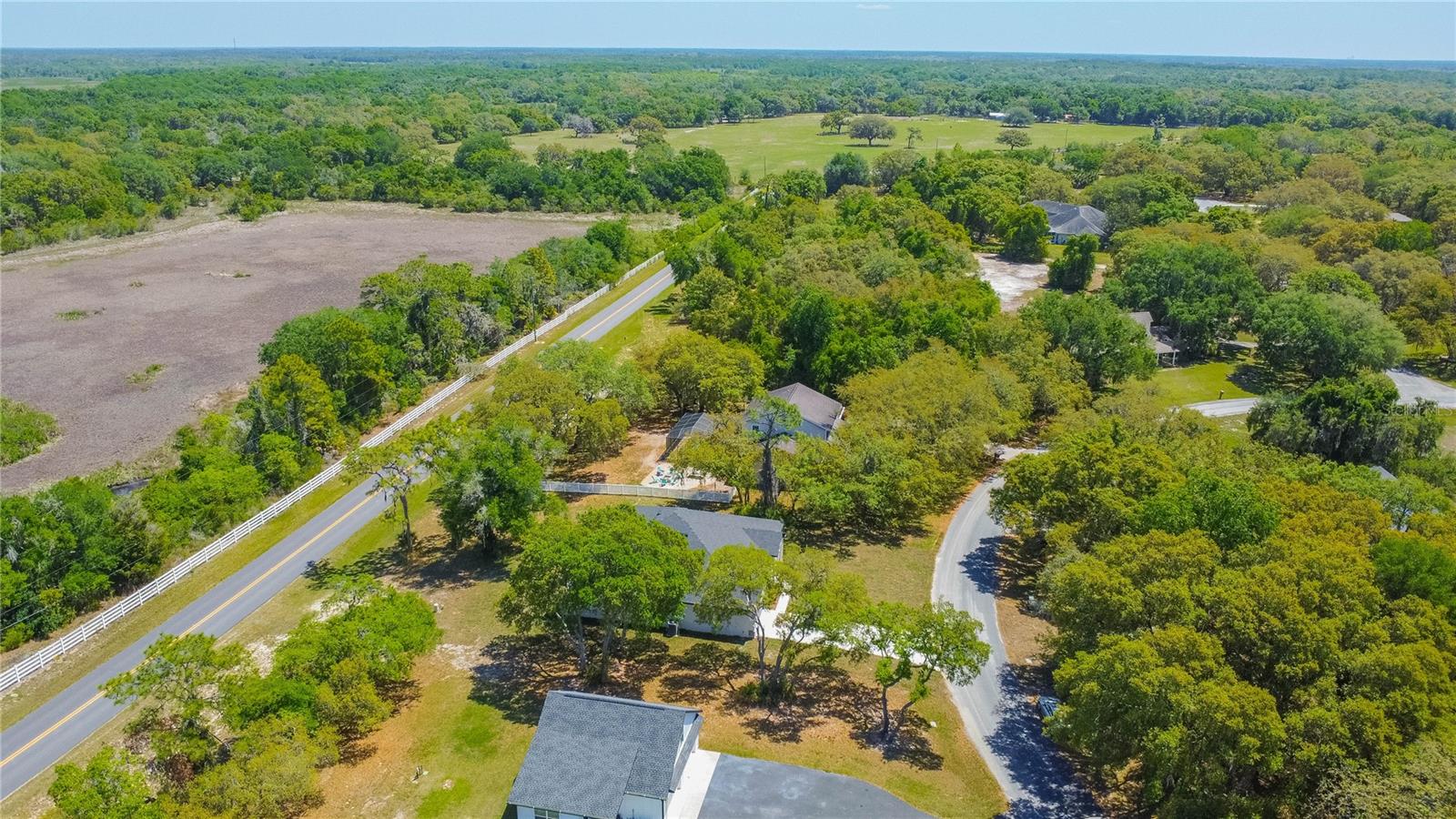 Image 54 of 62 For 9695 Baymeadows Drive