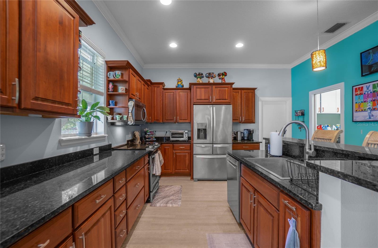 Image 23 of 60 For 9709 Baymeadows Drive