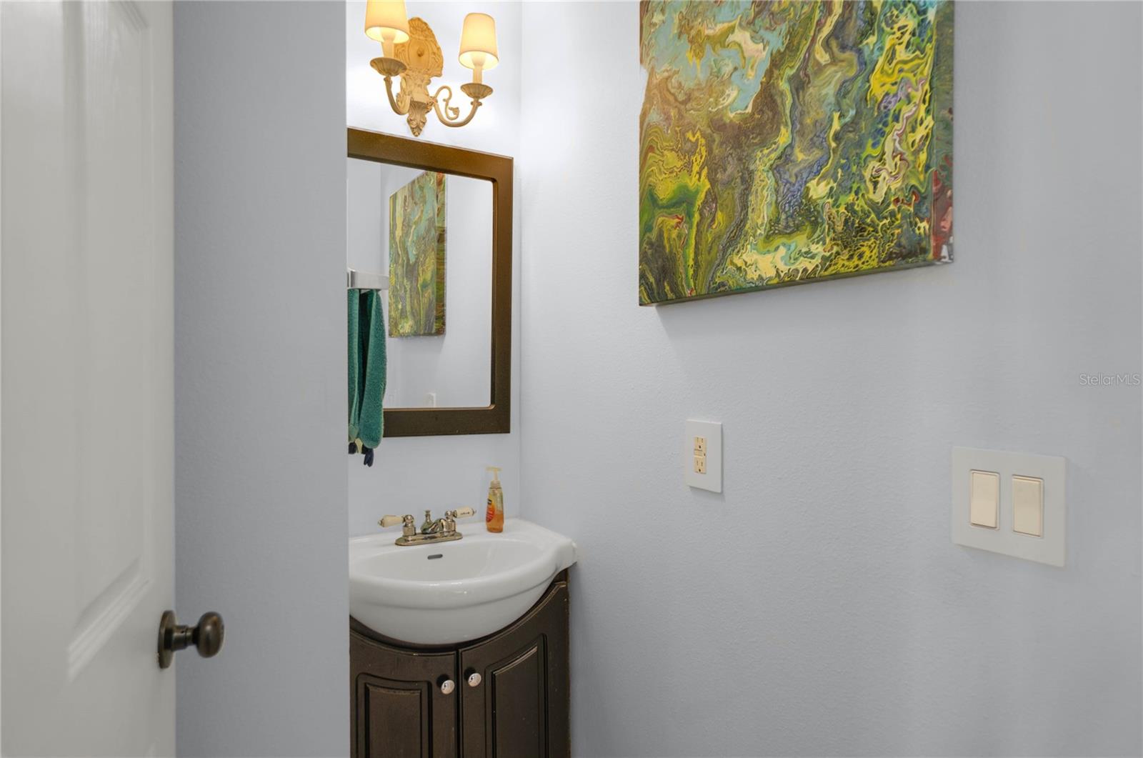 Image 31 of 60 For 9709 Baymeadows Drive