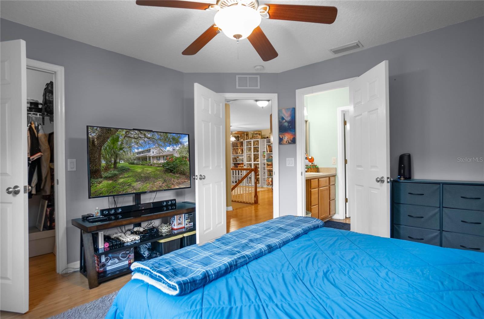 Image 41 of 60 For 9709 Baymeadows Drive