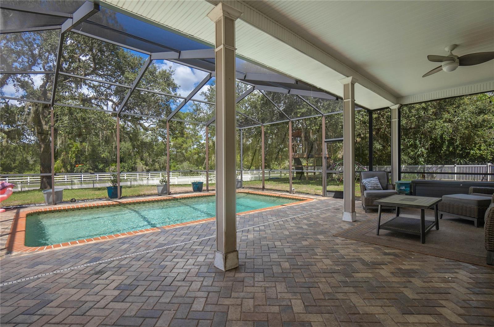 Image 47 of 60 For 9709 Baymeadows Drive