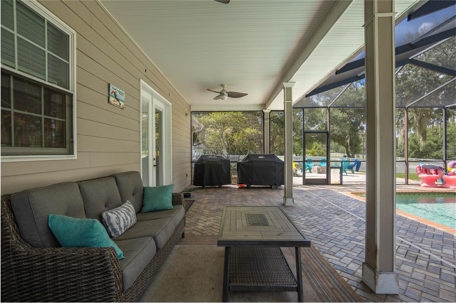 Image 49 of 60 For 9709 Baymeadows Drive