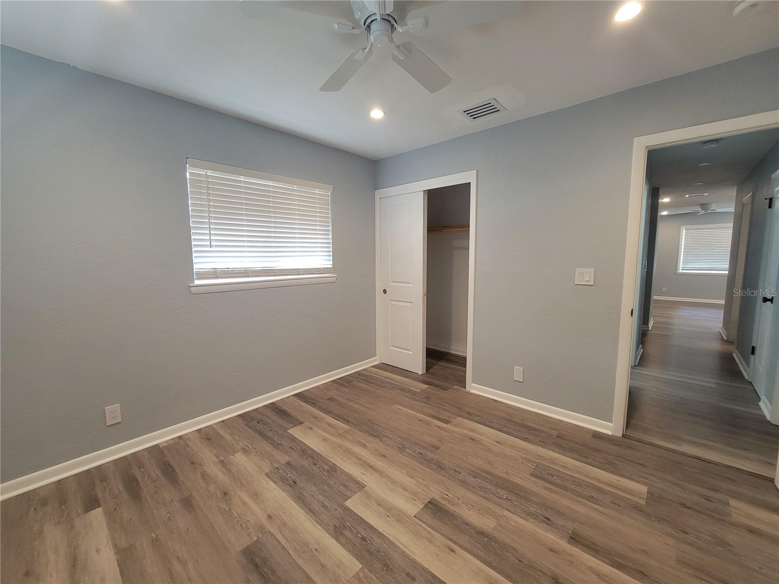 Image 11 of 19 For 21147 Honeysuckle Street