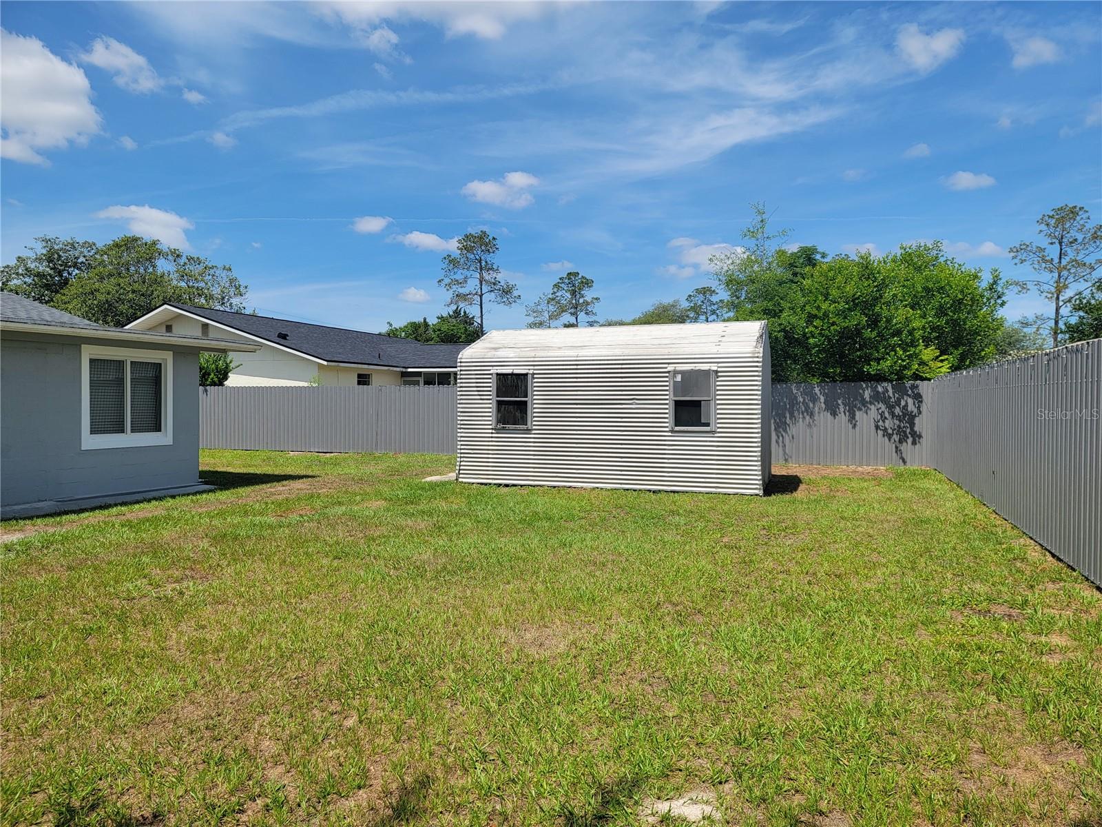 Image 17 of 19 For 21147 Honeysuckle Street