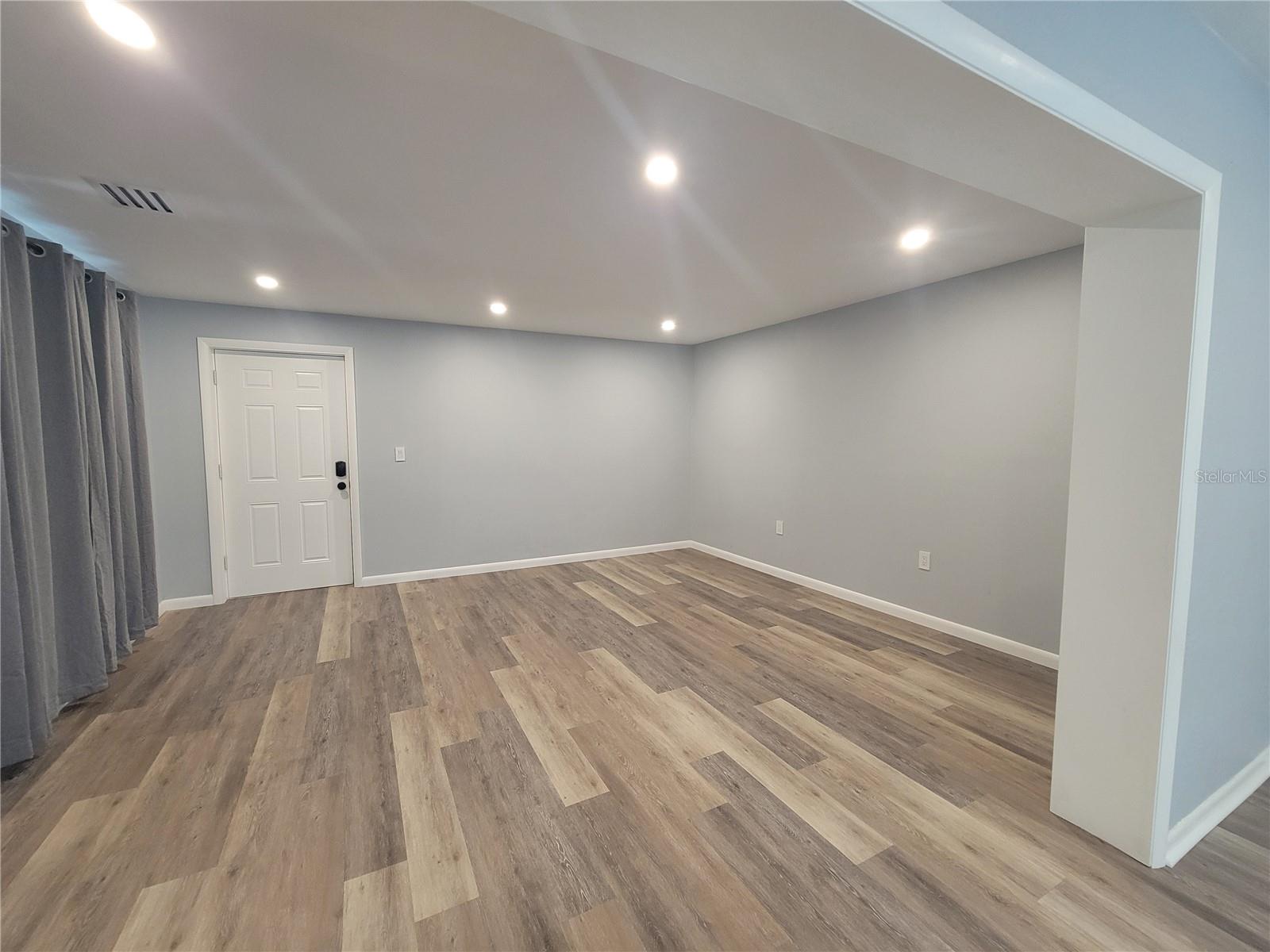 Image 2 of 19 For 21147 Honeysuckle Street