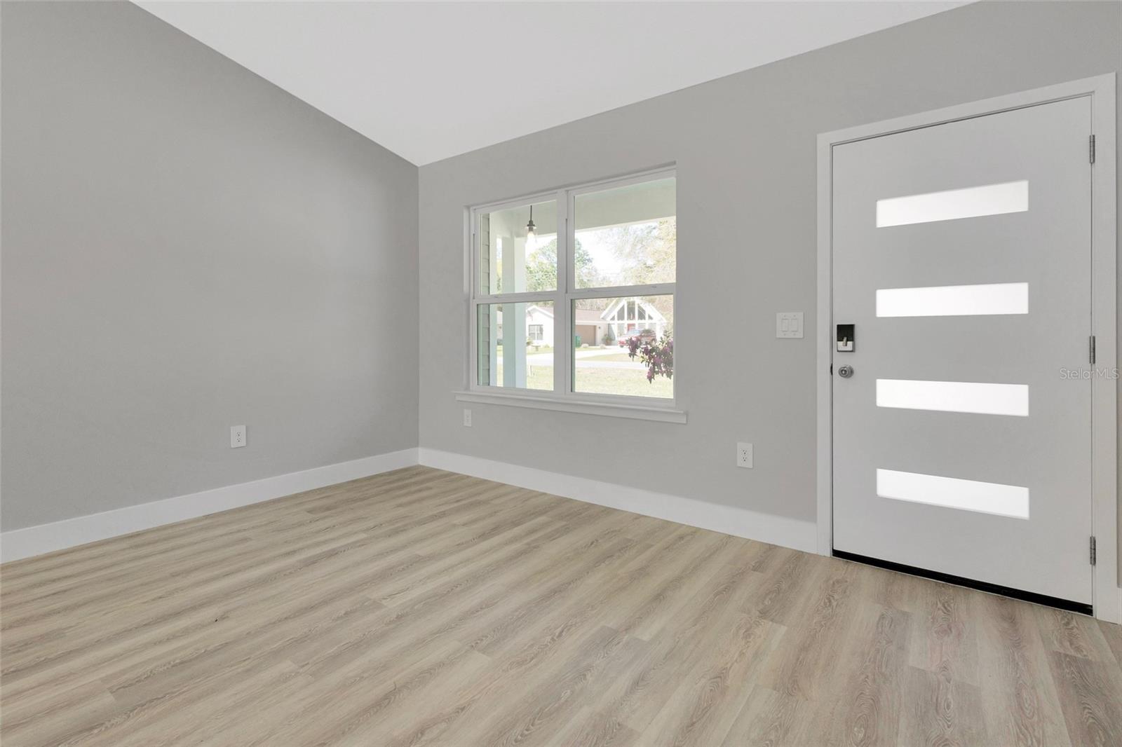 Image 6 of 15 For 6938 122nd Lane
