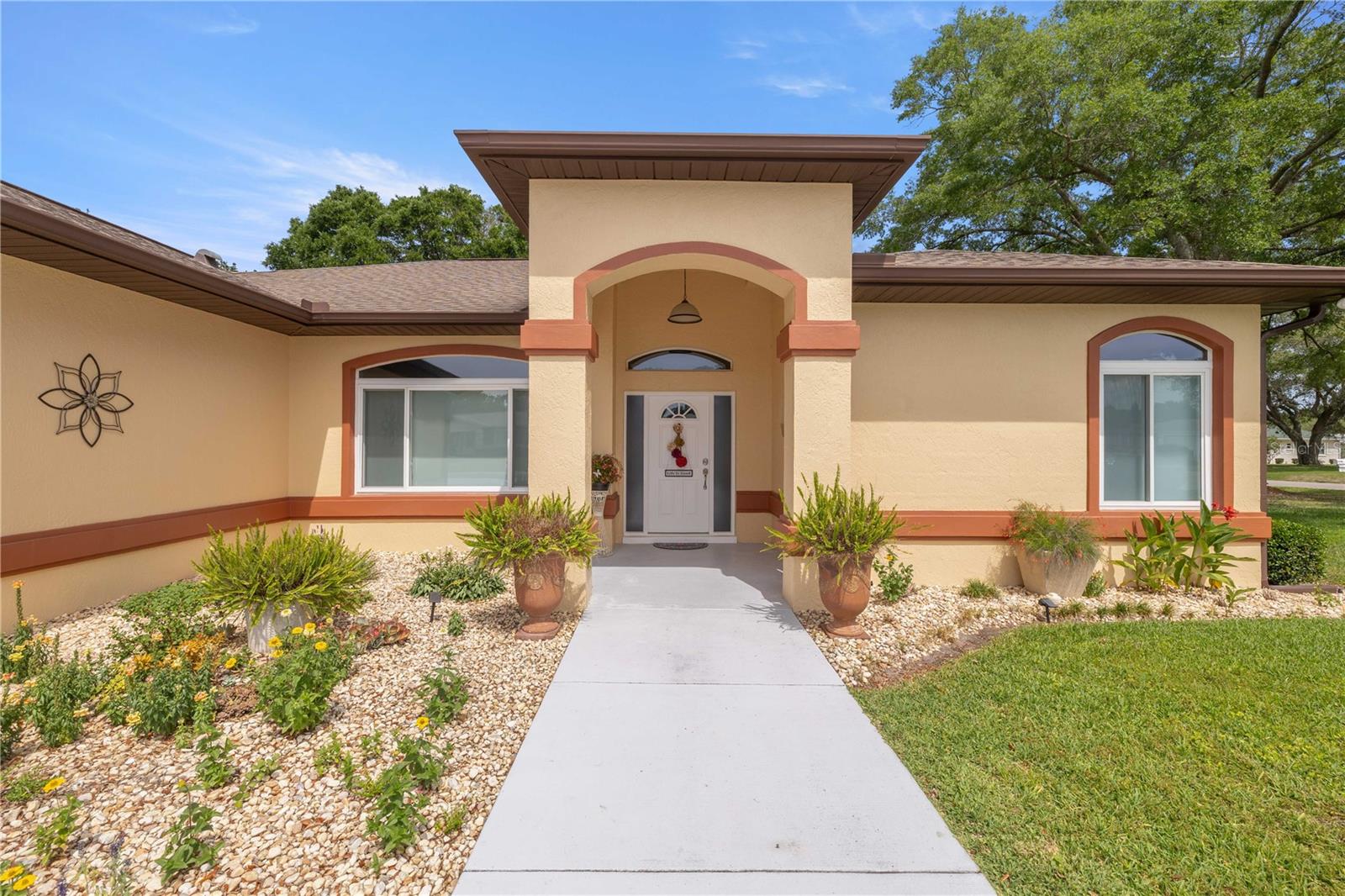 Image 4 of 49 For 10317 63rd Avenue