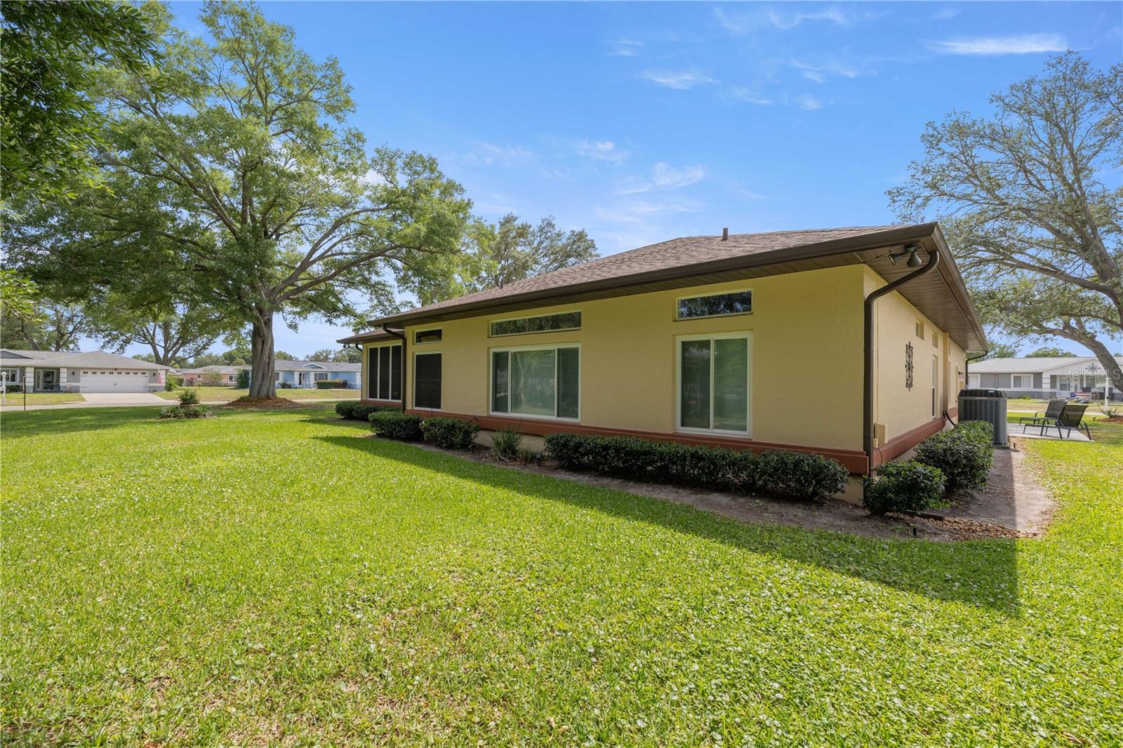 Image 6 of 49 For 10317 63rd Avenue