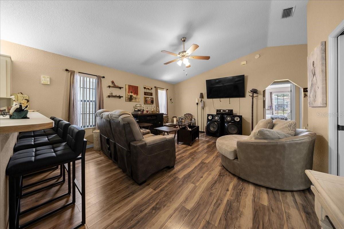 Image 5 of 25 For 3929 22nd Street