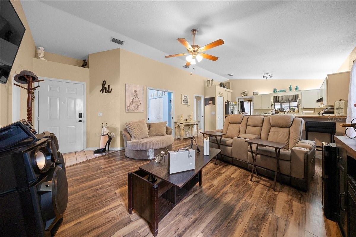 Image 8 of 25 For 3929 22nd Street